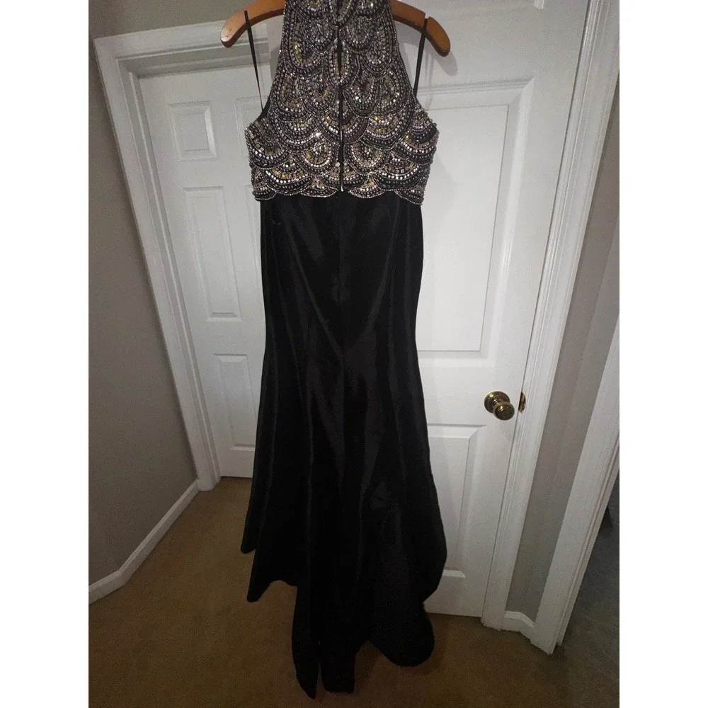 Jovani Black Beaded Halter Neck Formal Gown Prom Dress Size 4 Scalloped Bodice - Picture 10 of 12